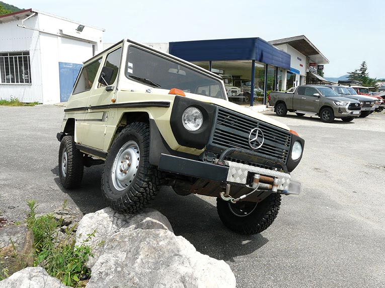 Restauration ancien 4x4 Mercedez