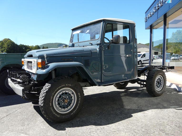 Toyota BJ 45 pick up occasion