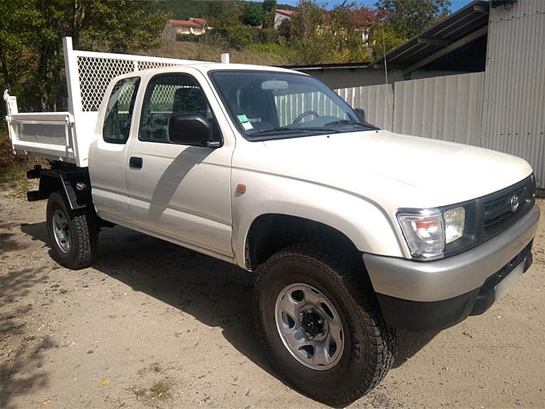 Pick up Hilux 2.4 TD Benne hydraulique